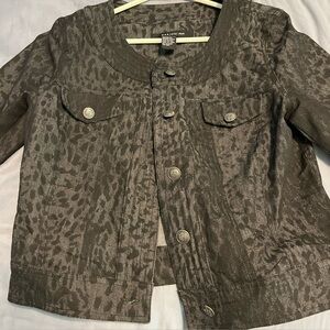 Gray denim
Animal Print Jacket size small